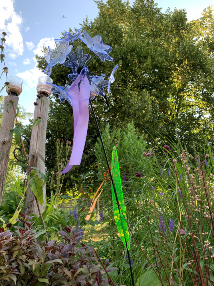 Sonnenfänger Allium – Leuchtende Gartendeko & Gartenstecker 54 SunForm-Sonnenfänger Bild #2 von Katrin M.