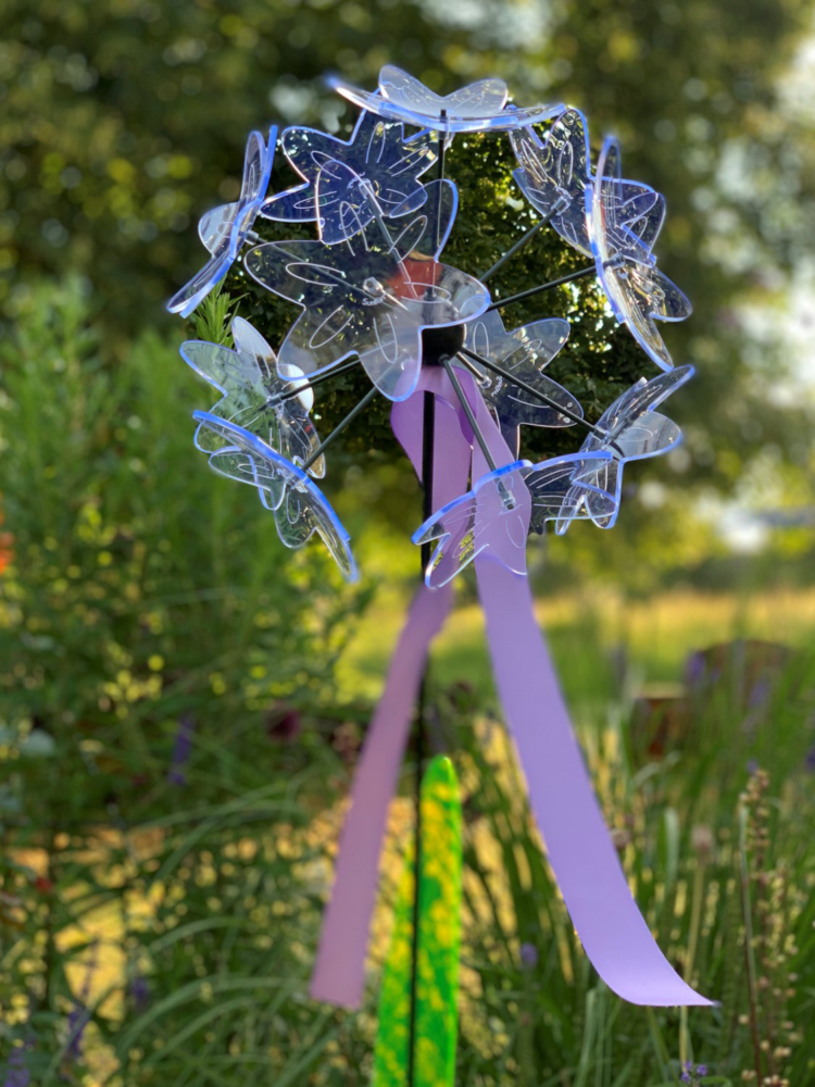 Sonnenfänger Allium – Leuchtende Gartendeko & Gartenstecker 55 SunForm-Sonnenfänger Bild #3 von Katrin M.